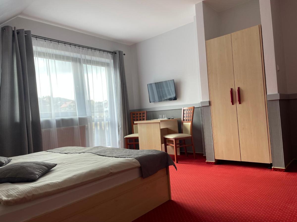 Emilia Hotel Wysowa-Zdrój Exterior foto
