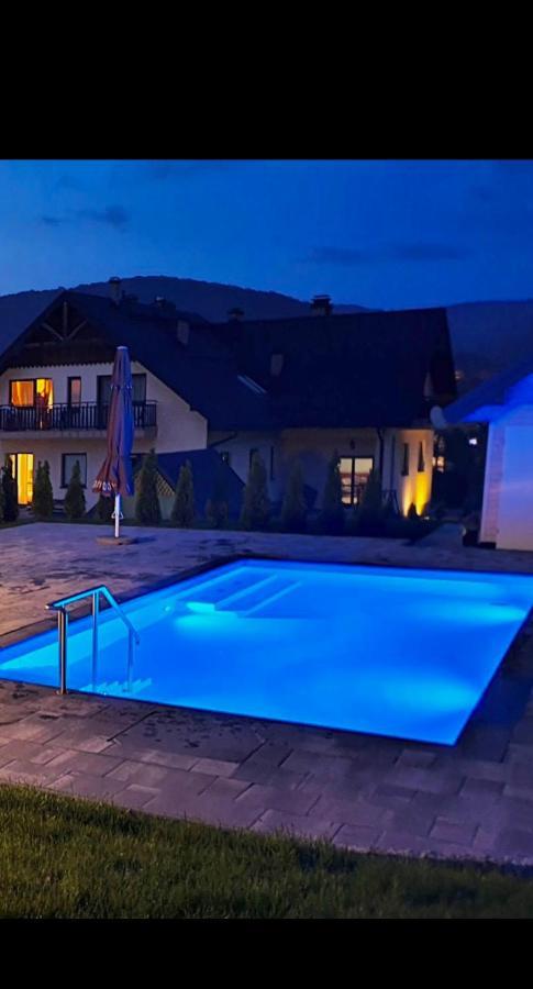 Emilia Hotel Wysowa-Zdrój Exterior foto