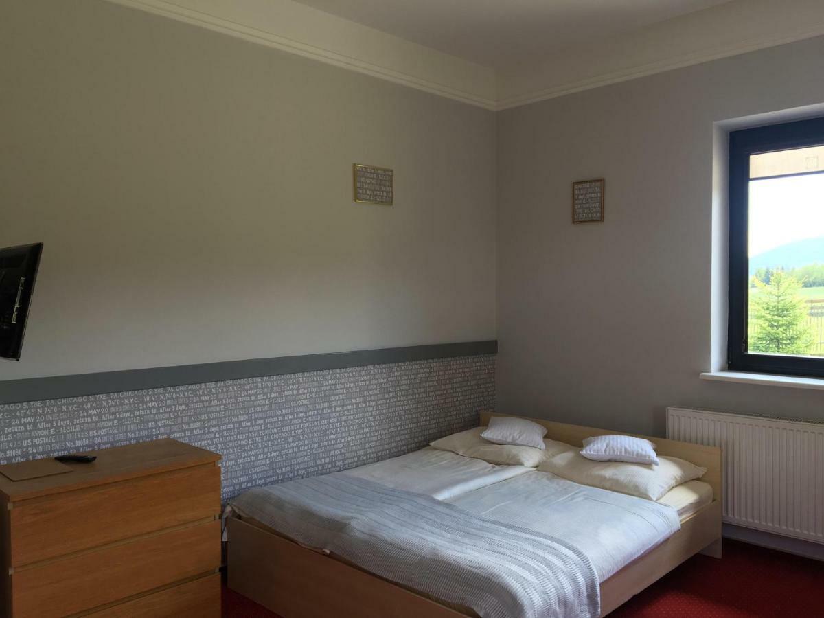 Emilia Hotel Wysowa-Zdrój Exterior foto